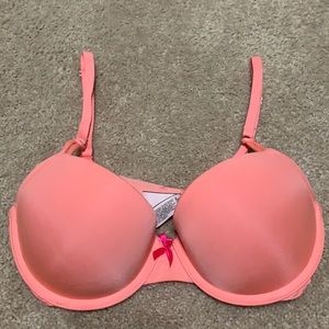 Victoria’s Secret Bra EUC